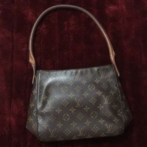 Louis Vuitton Looping MM